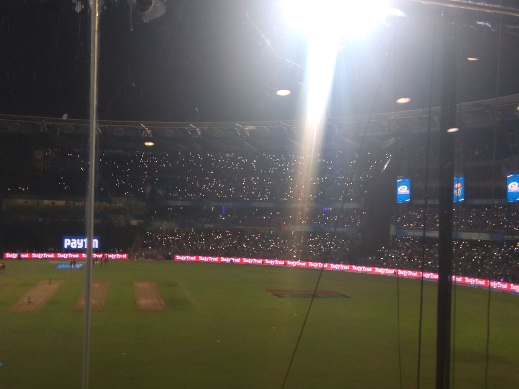 Wankhde: IPL 2018 Photos: When Floodlights Went Dim At Wankhede Stadium ...