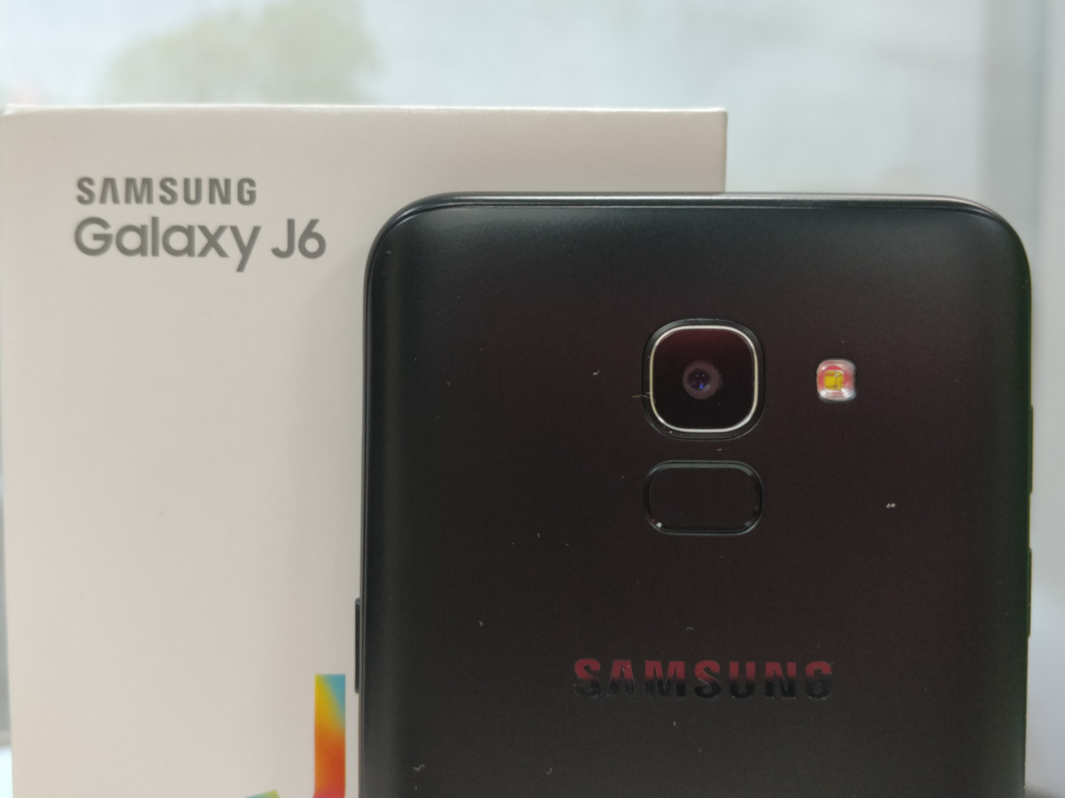 Samsung Galaxy J6 Review The New Budget Challenger Gadgets Now