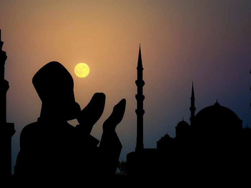 Eid Mubarak Greetings, Messages, Images, Cards, Photos, Status