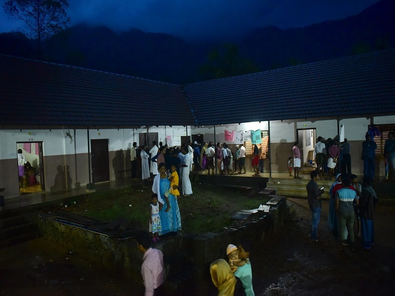 Kerala Floods: Thousands In Relief Camps Stare At Bleak Future - TIMES ...