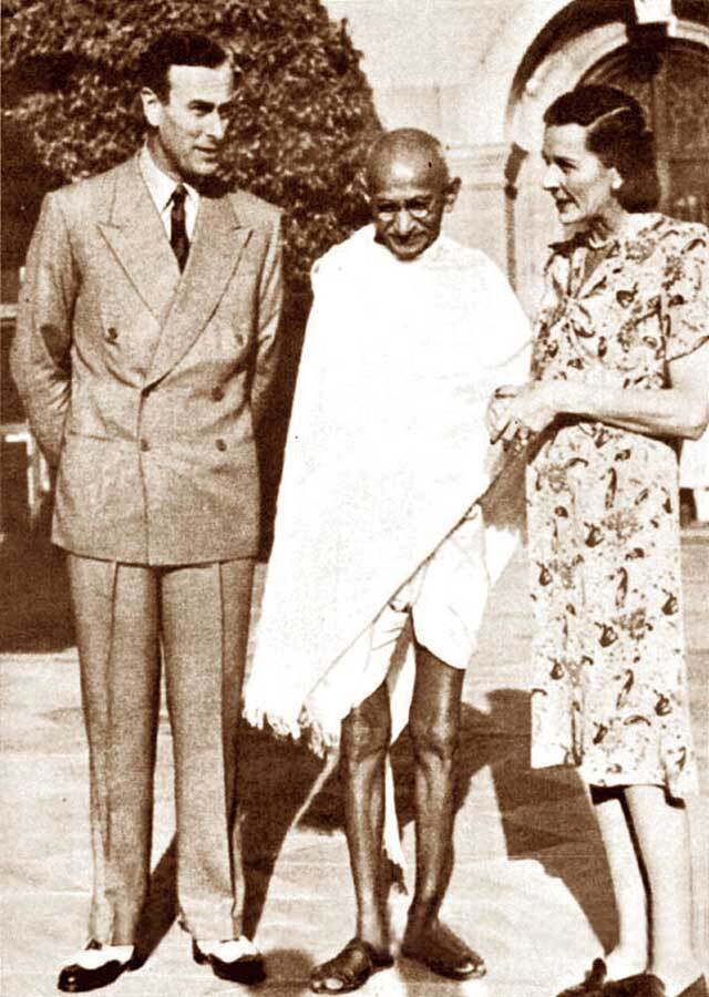 Bapu had learnt to make the chappals in Trappist Monastery in S Africa Bapu had learnt to make the chappals in Trappist Monastery in S Africa