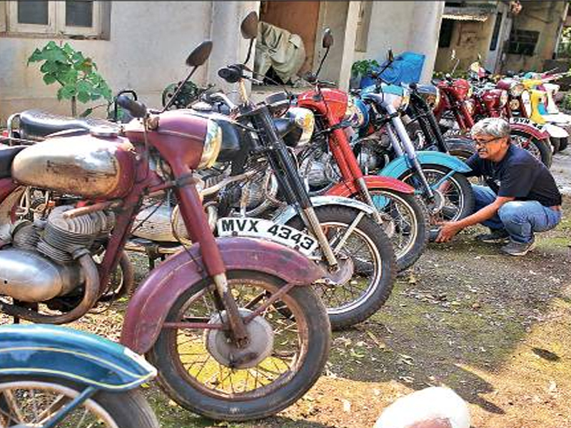 Motorcycle Diaries Motorcycle Diaries Two Men Insist On Keeping Their Bikes Close To Their Hearts Pune News Times Of India