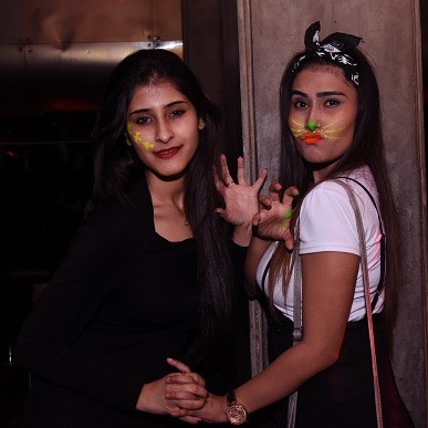 Rittika & Ayanka (2)