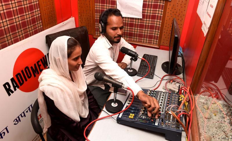 RJs Farheen and Sonika recording ‘Gyaan Ki Baat’ null