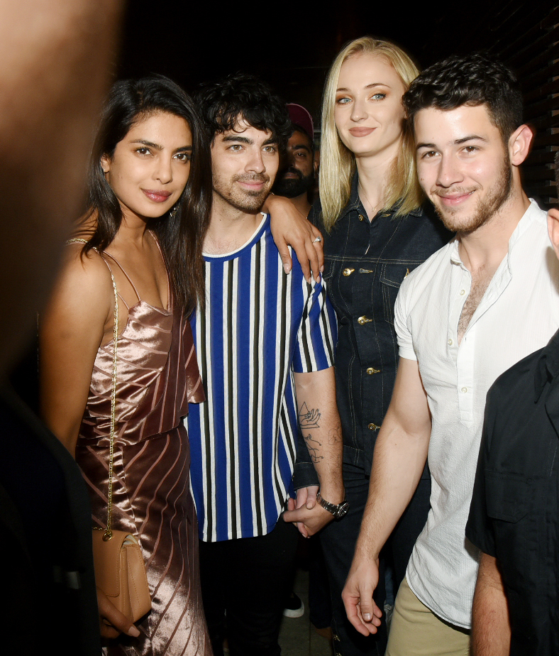   Priyanka Chopra, Jonah Nick, Joe Jonas and Sophie Turner at a dinner 