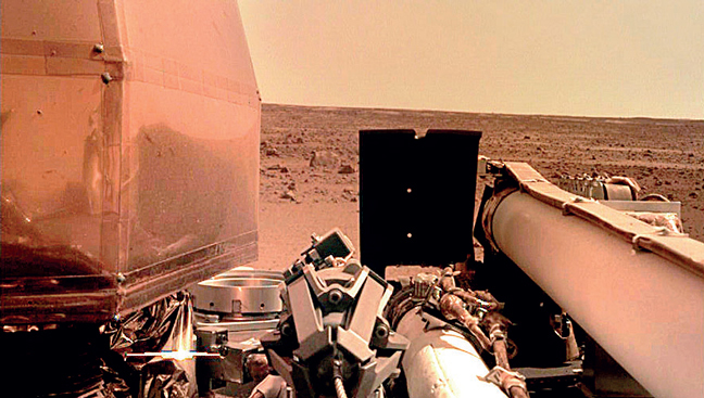   The first photo of InSight using his robotic arm "title =" The first photo of InSight using his robotic arm "/> 

<p clbad=