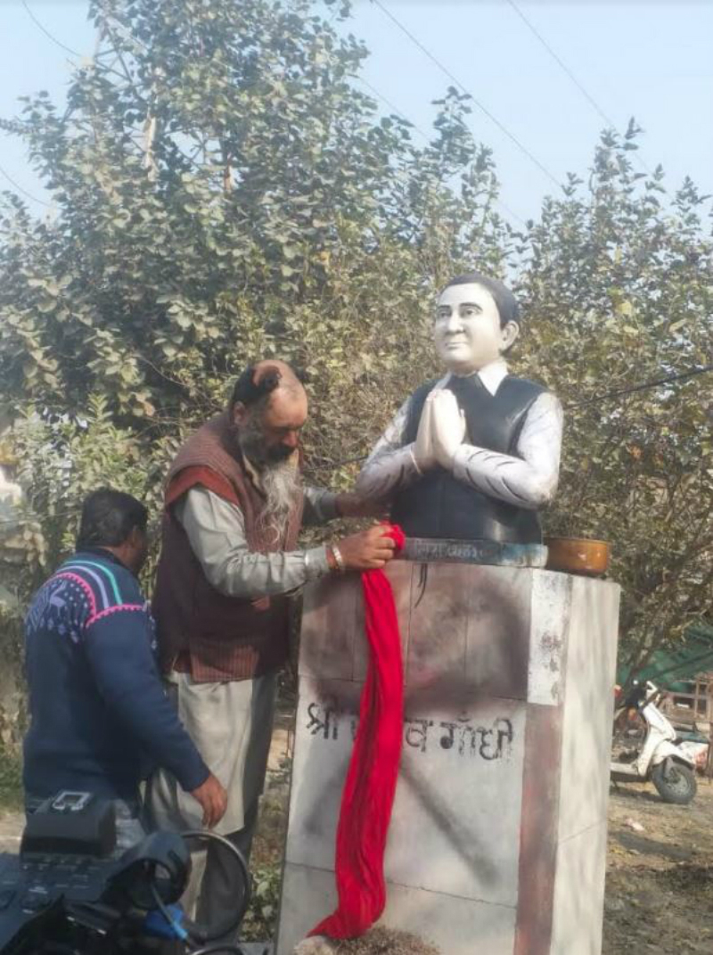statue4_ED
