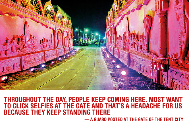 The VIP tent city, situated at Arail, hosting celebs and VIPs, is a big draw for visitors to the Ardh Kumbh Mela, Prayagraj (BCCL) The VIP tent city, situated at Arail, hosting celebs and VIPs, is a big draw for visitors to the Ardh Kumbh Mela, Prayagraj (BCCL)