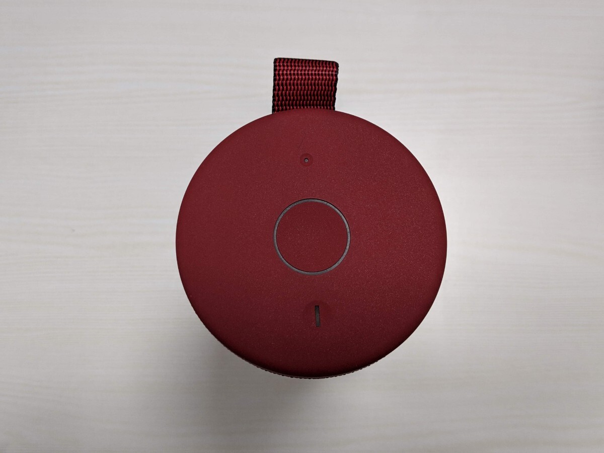 ue boom flat speaker