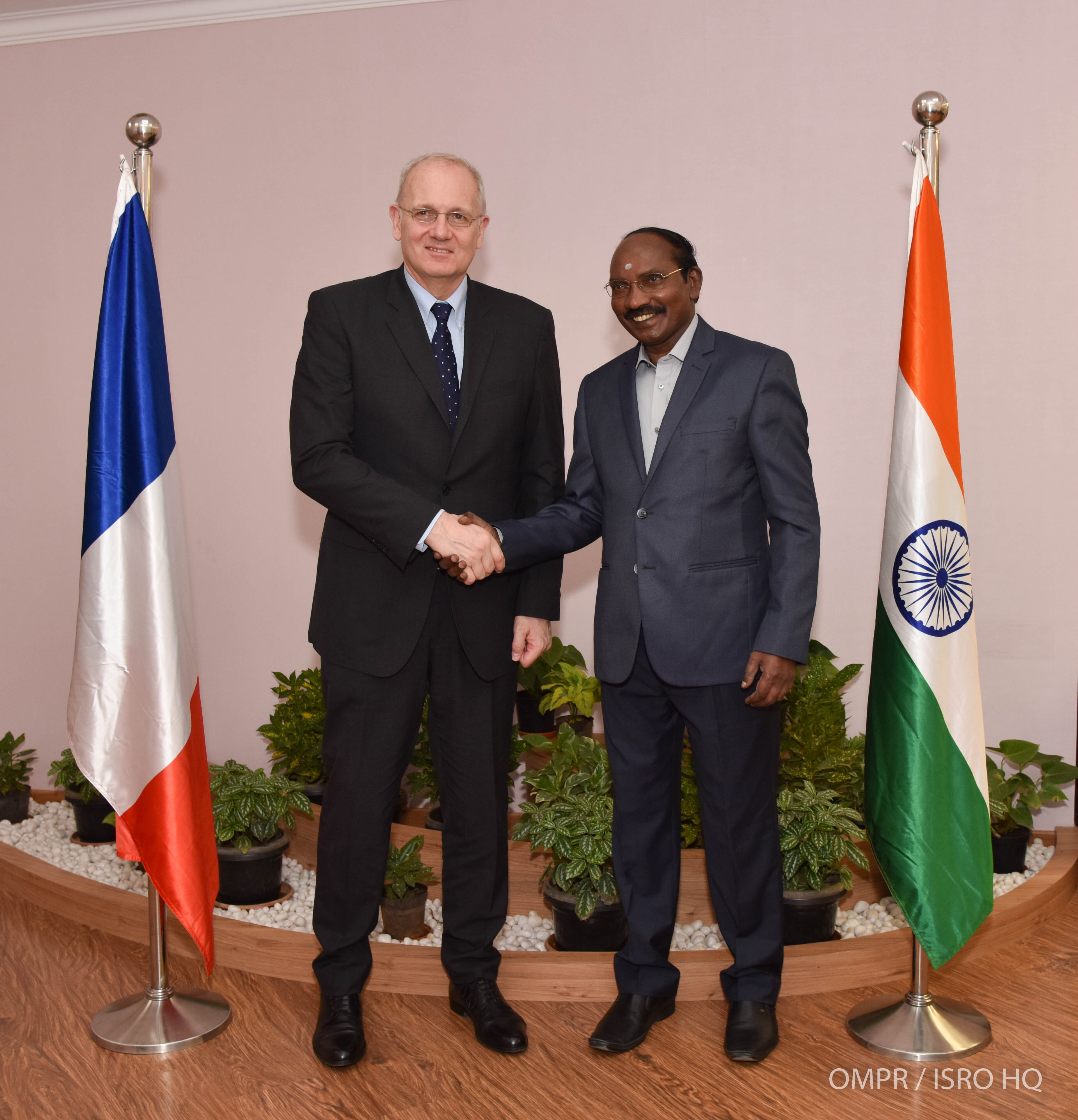 Isro chairman K Sivan with French space agency CNES president Jean-Yves Le Gall after signing an agreement on maritime surveillance system in Bengaluru on Wednesday. ISROCHIEF-CNES-PRESIDENT
