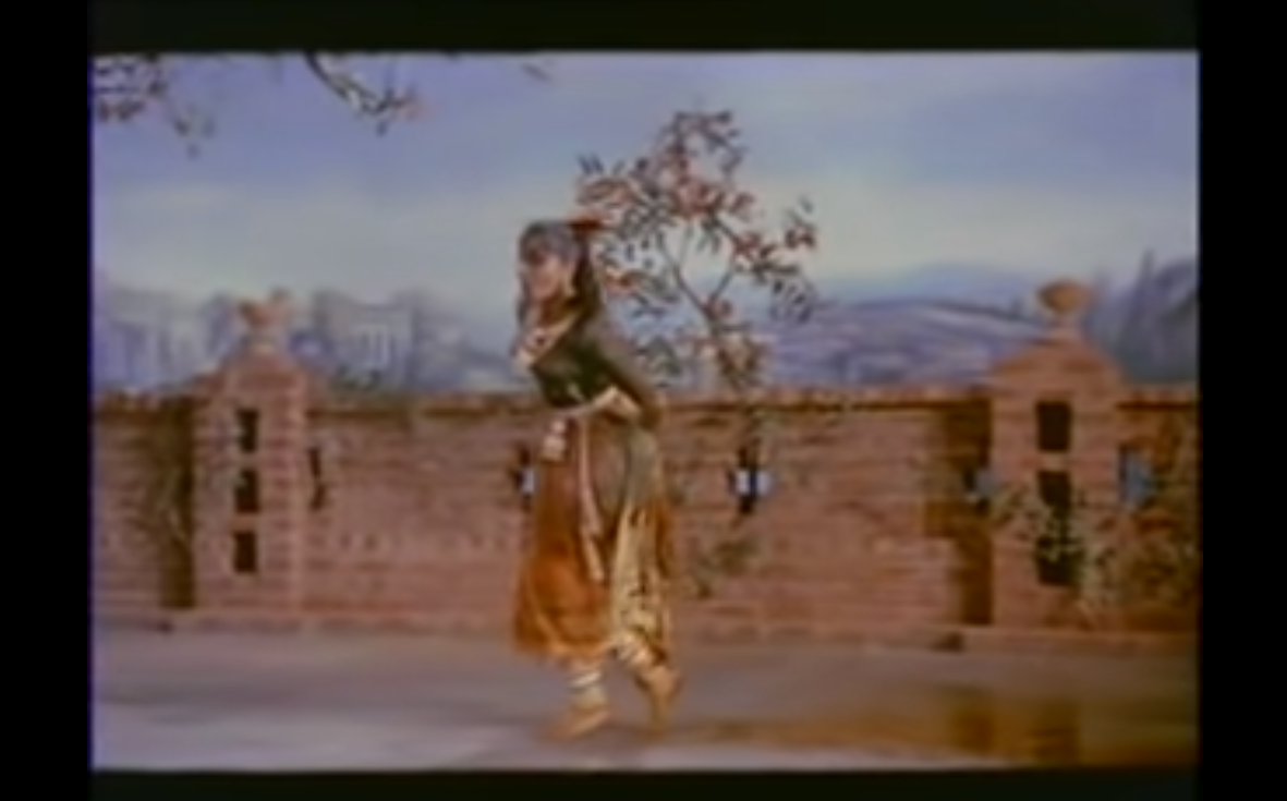 holi hai aare ja re hat natkhat lyrics