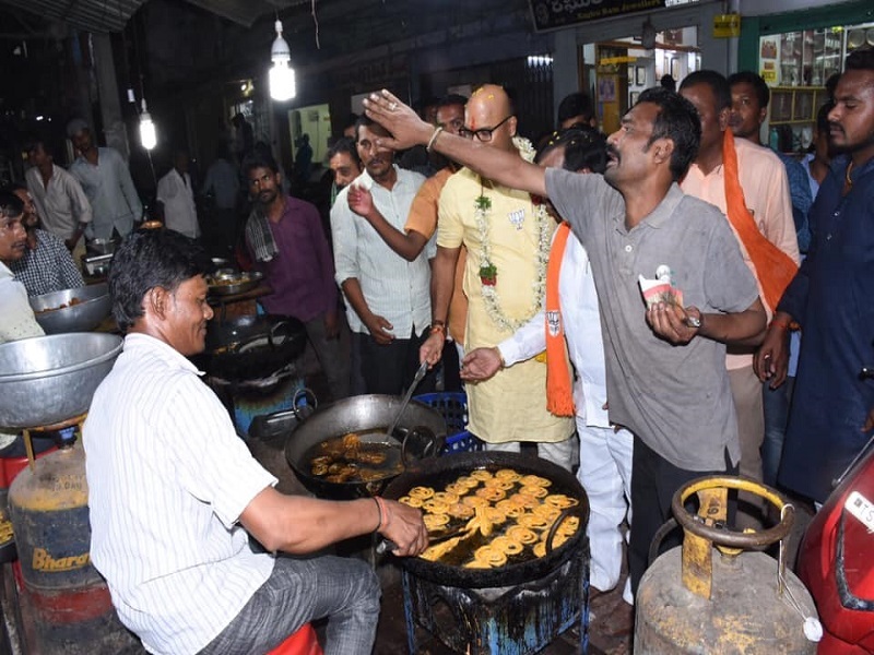 Arvind Dharmapuri1