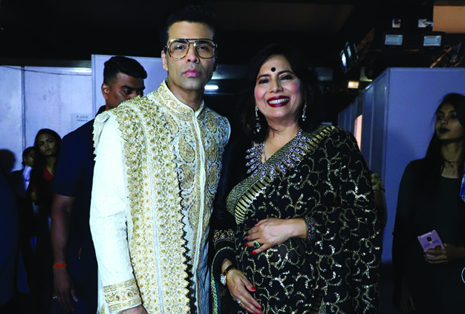 Abha Singh (R) along with Karan Johar at the fashion show (BCCL)