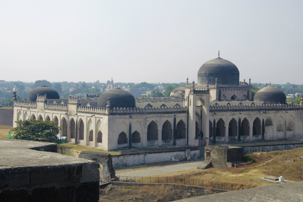 Khwaja Bande Nawaz Dargah - Review of Khwaja Bande Nawaz Dargah, Gulbarga,  India - Tripadvisor