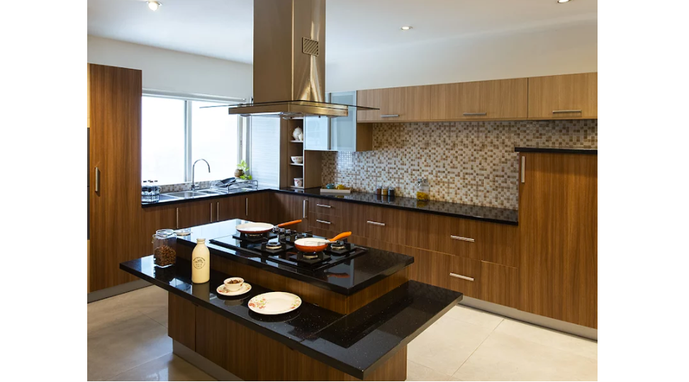 Wooden theme kitchen in L-shape