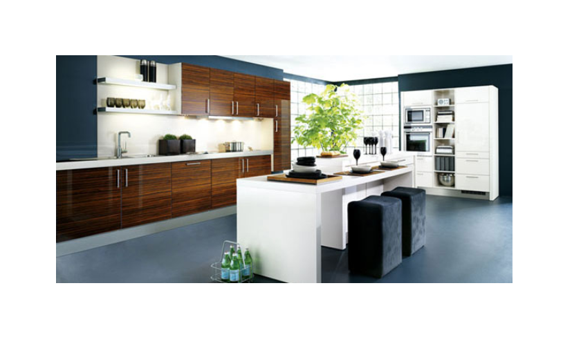 Kitchen island as a central place for eating and lounging