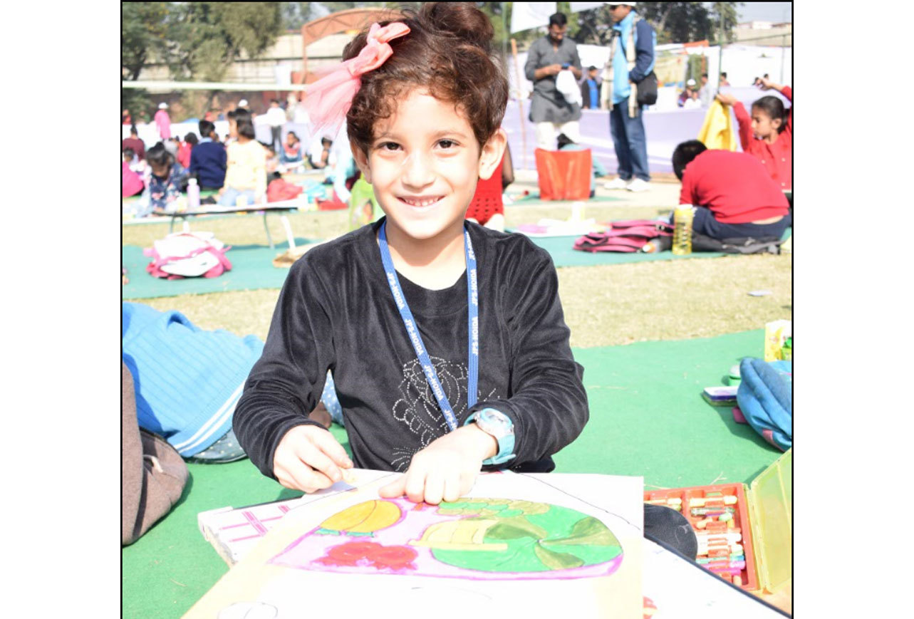 Schoolchildren of all ages gathered to take part in the painting competition in Noida