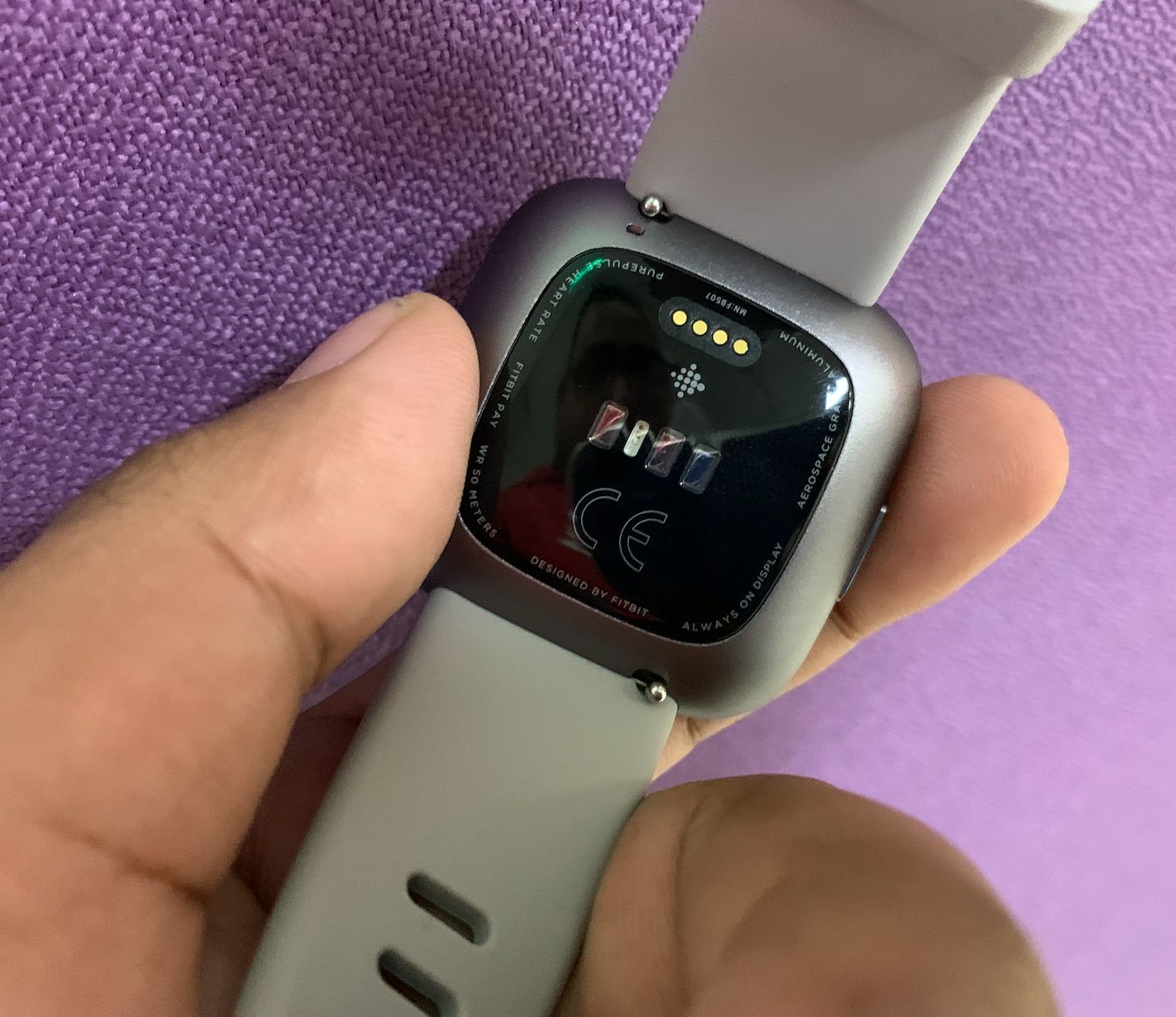 can i transfer my fitbit data to apple watch