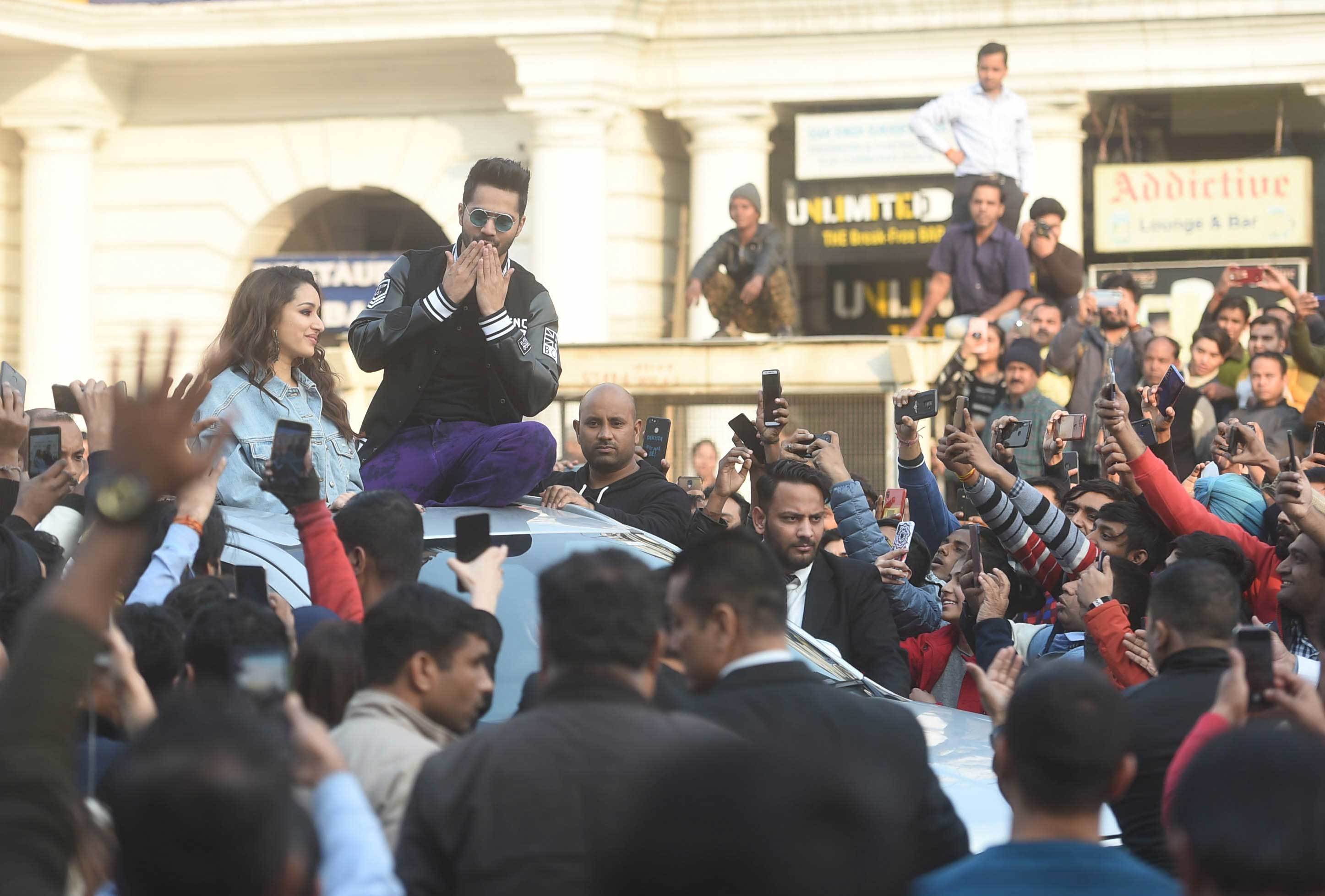 Shraddha Kapoor and Varun Dhawan greet their fans in Delhi