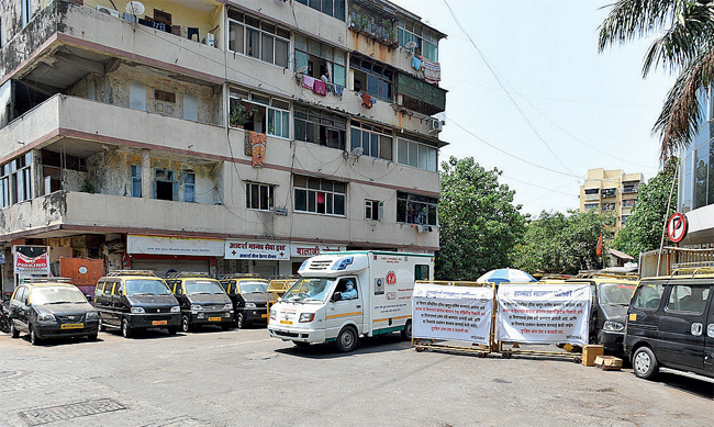 Scene in Worli Village (Photo by Deepak Turbhekar)