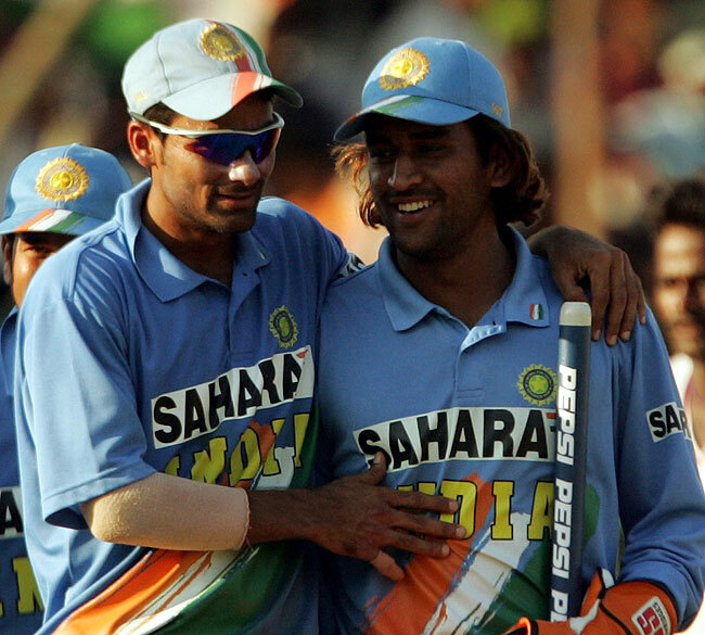 Kaif-Dhoni2