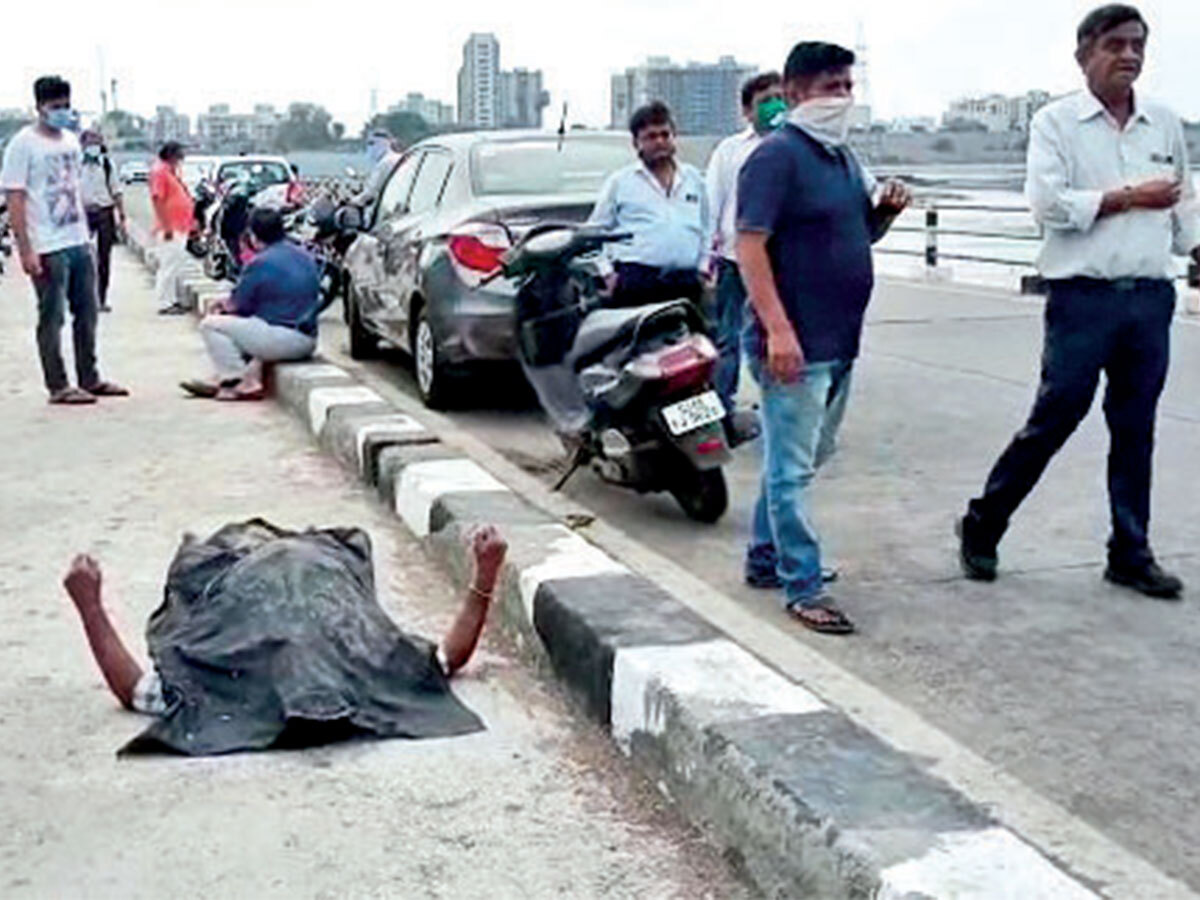 Jayesh Topiwala’s body was fished out by firemen