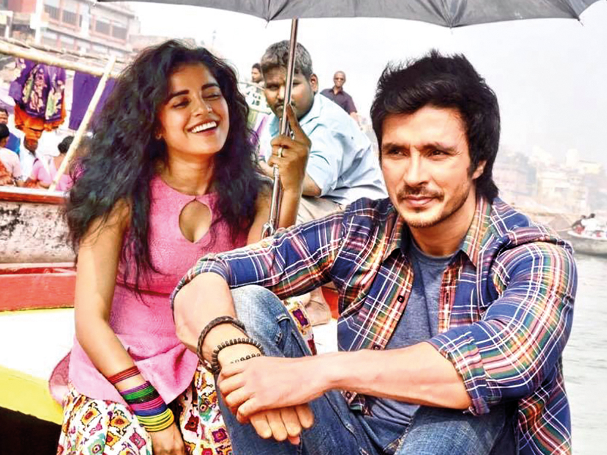 Pia with Darshan Kumar  in a still from Mirza Juuliet (BCCL)