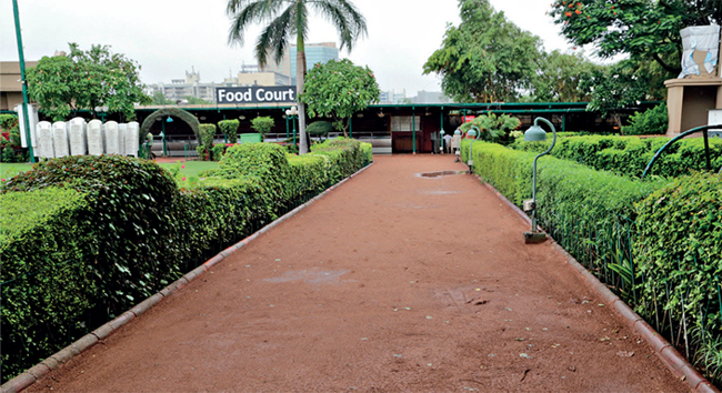 Club secy says whatever little crowd comes in is seen on jogging track