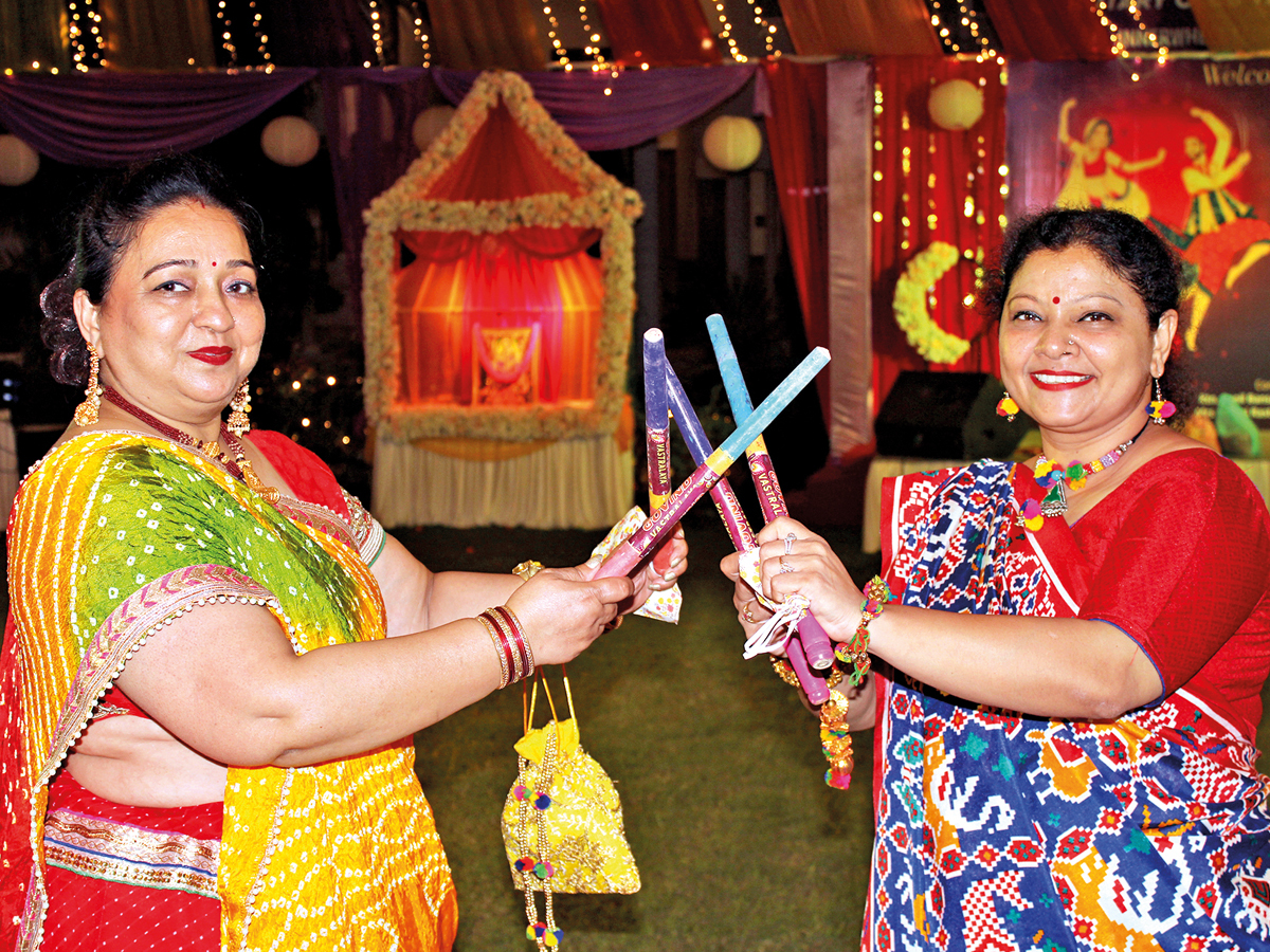 Shalini (L) and Dharani Gupta (BCCL/ Arvind Kumar) Shalini (L) and Dharani Gupta (BCCL/ Arvind Kumar)