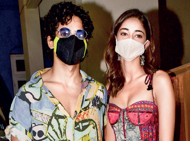 Ishaan Khatter and Ananya Panday continued to paint the town yellow as they stepped out to party at Siddhant Chaturvedi’s house (Photo by Yogen Shah)