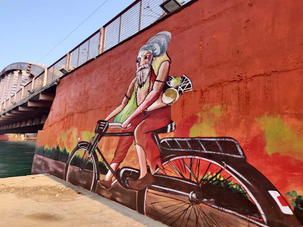 Maha Kumbh Mela: Haridwar painted with mythological-themed graffiti art | Times of India Travel