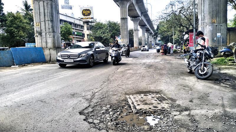 MahaMetro, PMC to jointly repair roads & fill potholes