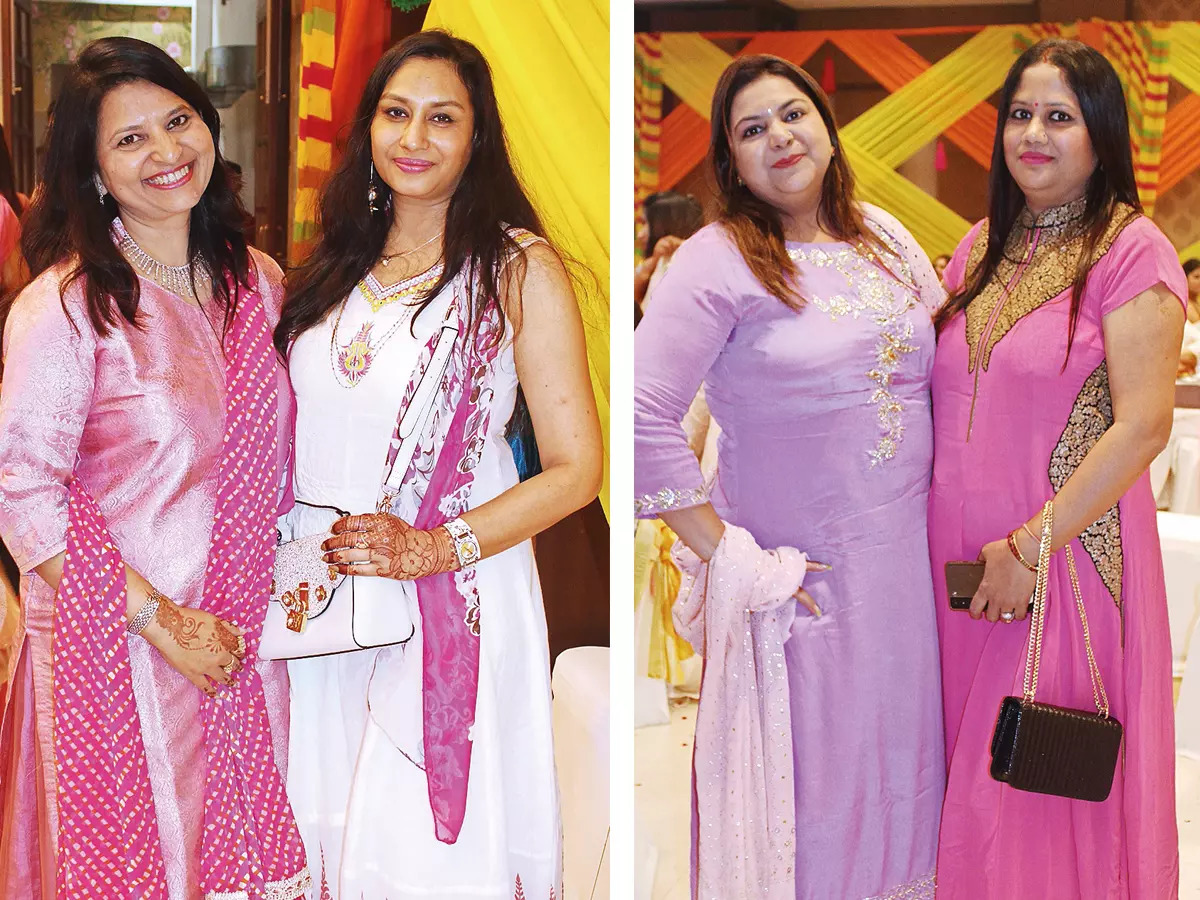(L) Hema and Sangeeta (R) Jyoti and Nidhi