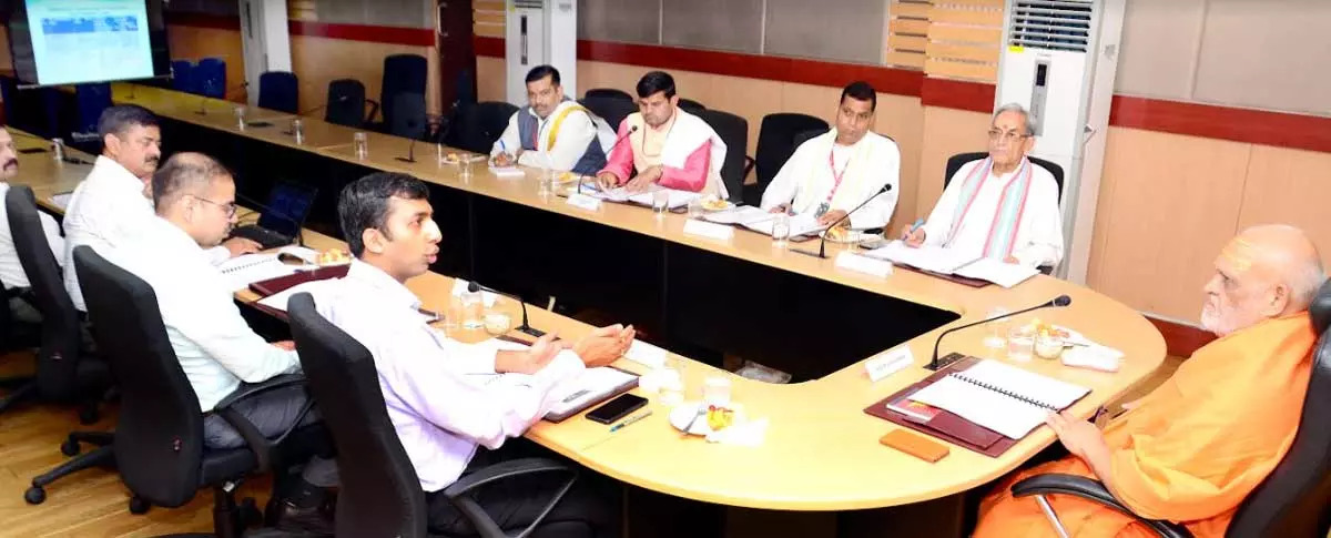 Governing council reviews working of SMVD Gurukul.