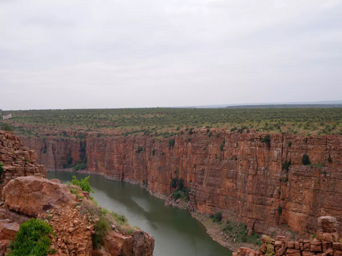 What makes Andhra Pradesh's Gandikota Canyon so popular? | Times of India  Travel