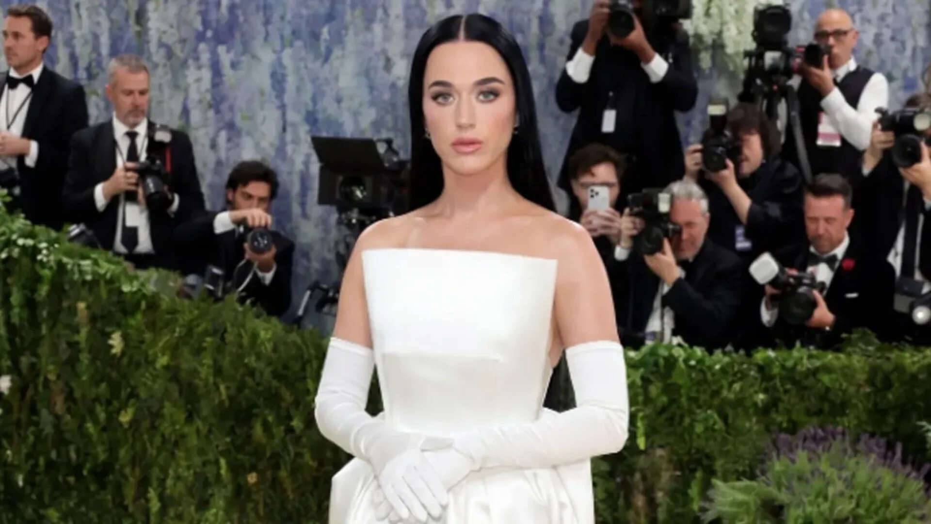 Katy shares unseen pics of daughter in Mother’s Day post- PICS