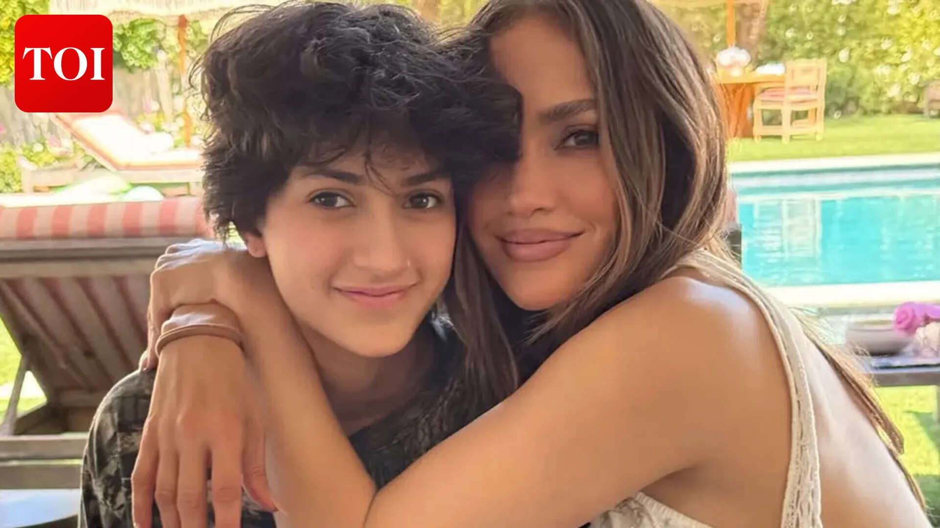 JLo's child Emme graduates as Oskar Muniz- Pics