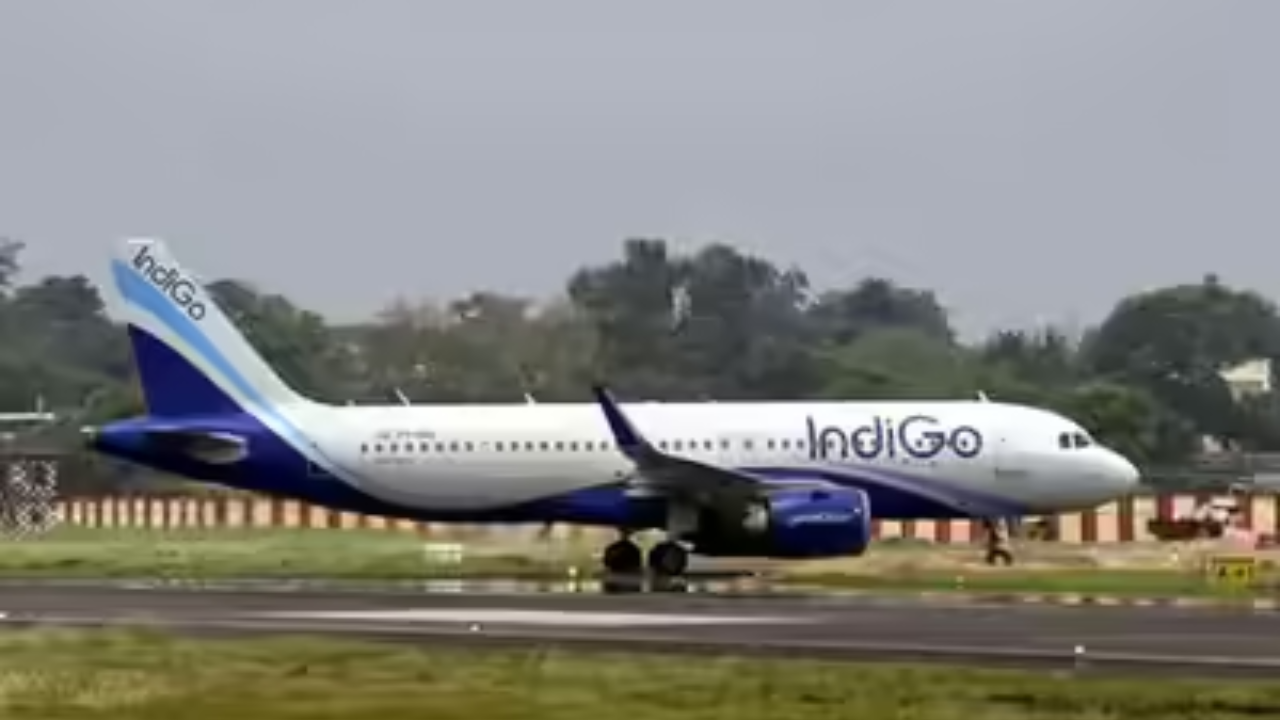 Massive delays: IndiGo flight punctuality crashes to 35%; some cancellations due to crew shortage