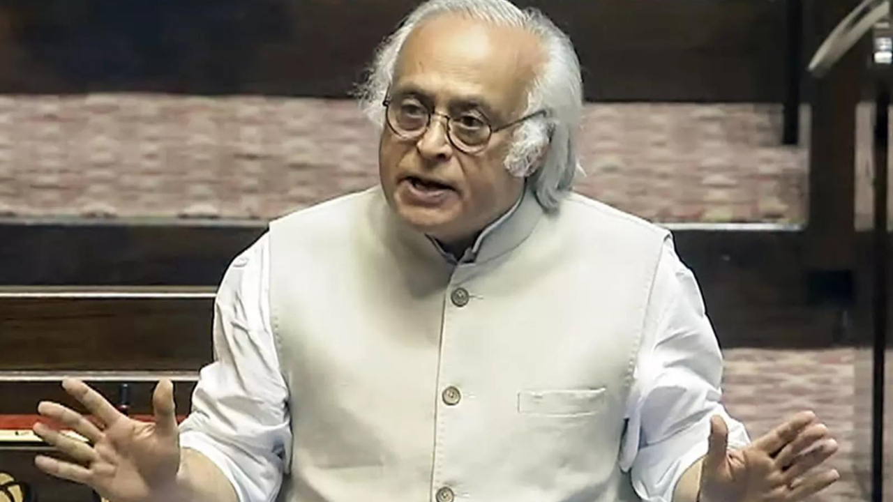 Congress reacts to Pak's inclusion in US AIM-120 missile deal
