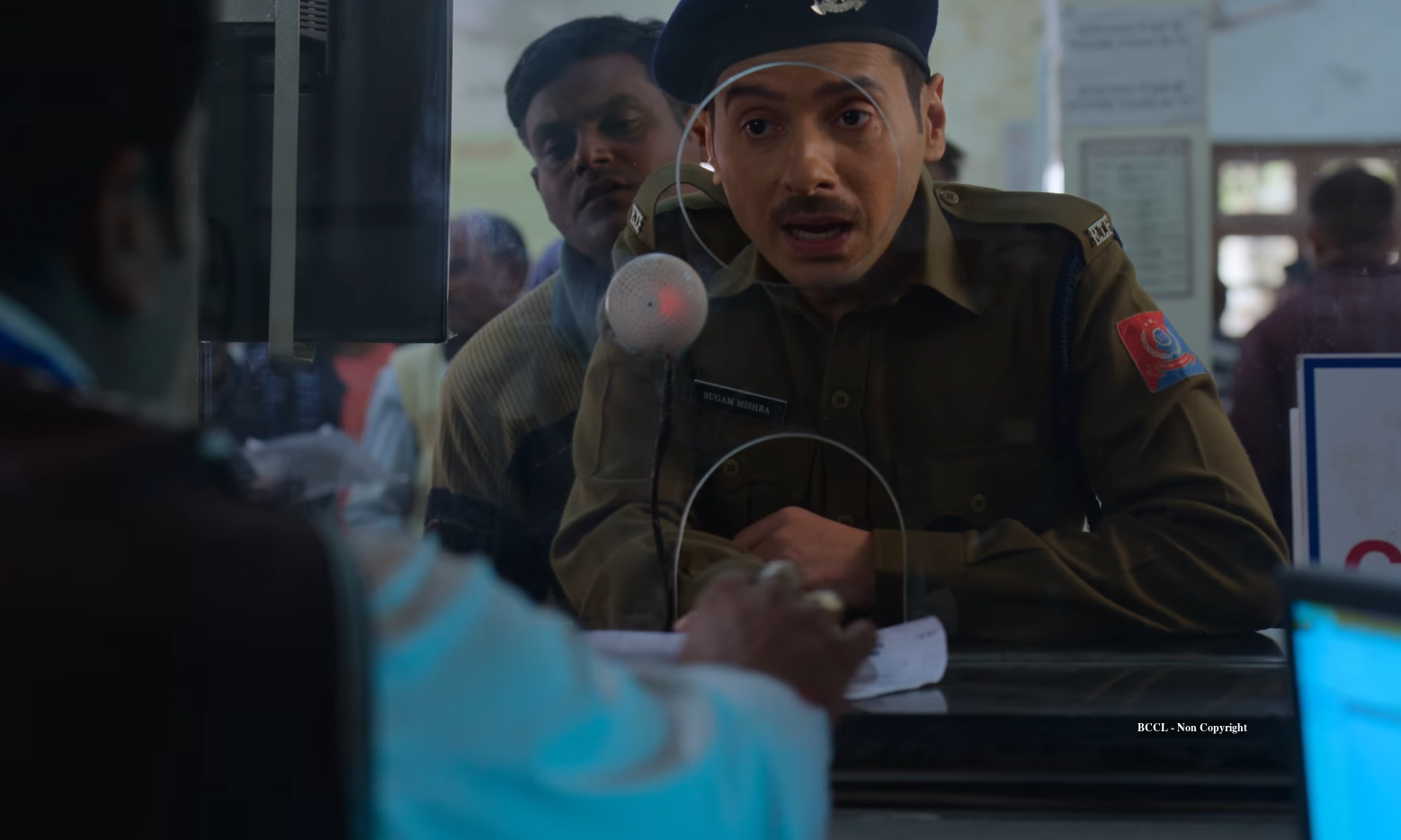 Waiting Hai Season 1 Review: A promising railway scam drama that doesn ...