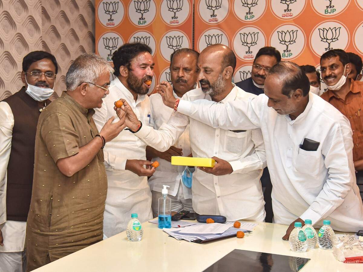 Hyderabad Ghmc Election Results 2020 Live Updates Trs Emerges As Single Largest Party With 55 Seats Bjp Main Opposition Aimim Gets Third Spot The Times Of India The party has retained tickets to most of the sitting corporators, which include the close kin of a few trs. hyderabad ghmc election results 2020