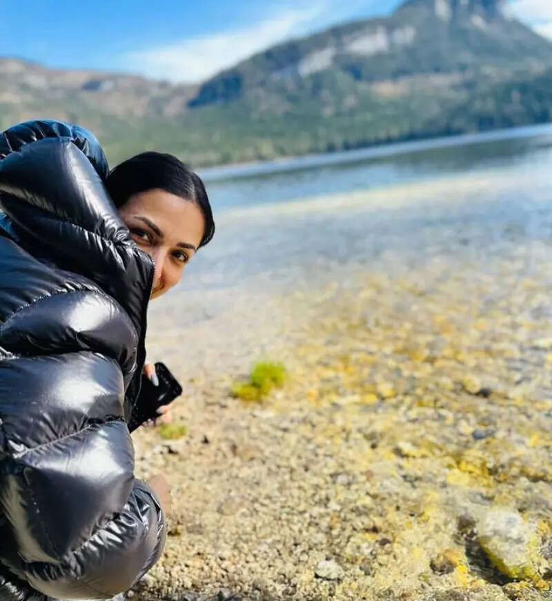 Malaika Arora and Arjun Kapoor dish out major couple goals in new pics from their romantic vacay to Berlin