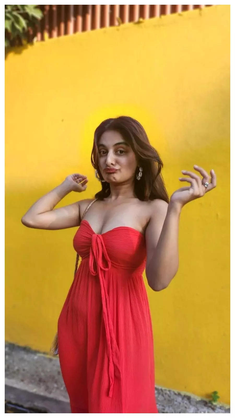 Cuteness overloaded clicks of Esther Anil | Times of India