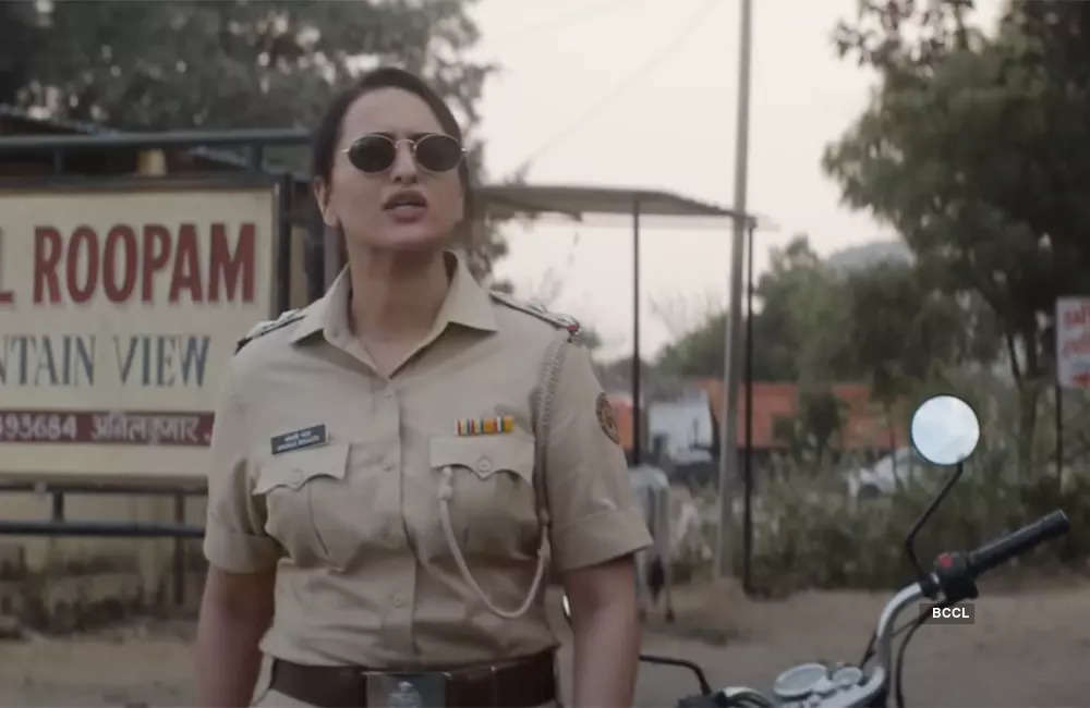 Dahaad Season 1 Review Sonakshi Sinha And Vijay Varma Both Roar In This Cop Drama