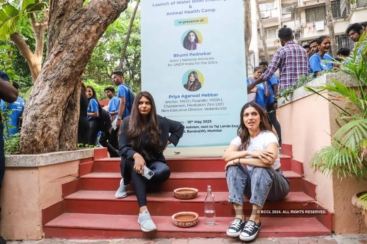 Bhumi Pednekar & Priya Agarwal Hebbar launch the water bowl challenge for stray animals