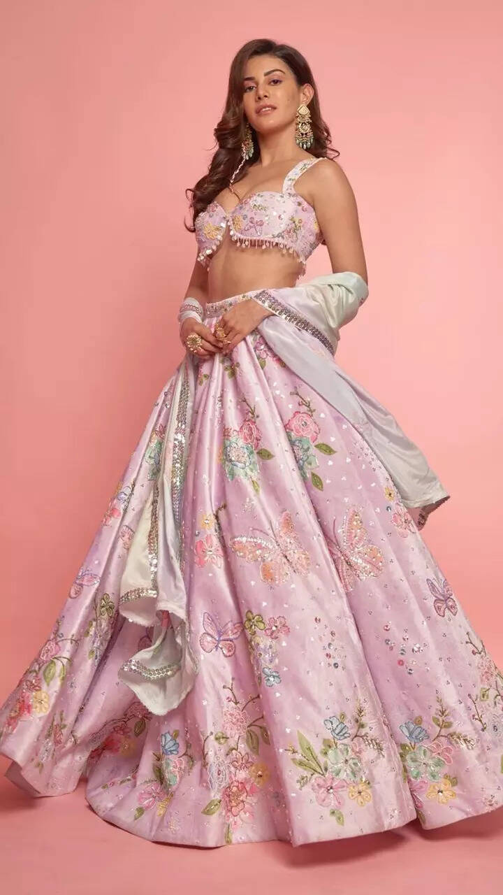 Amyra Dastur sets hearts racing in wedding-ready lehengas