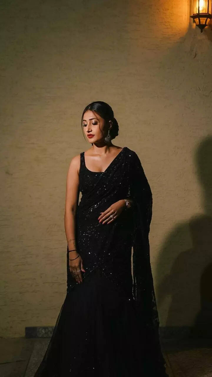 Dhanashree Verma's gorgeous ethnic looks in pictures