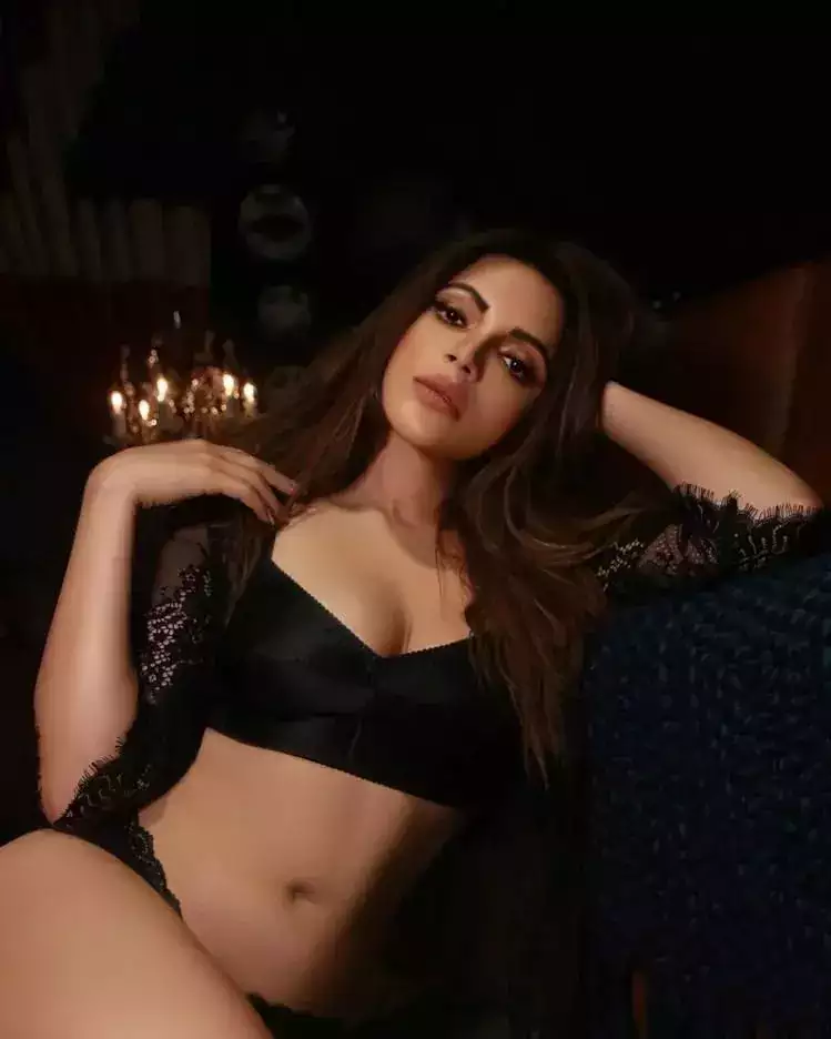 TV actress Shama Sikander’s gorgeous photos shake up
the internet