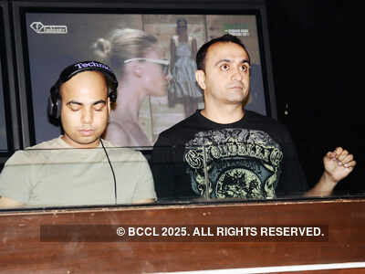 Bombay Rockers performs live 