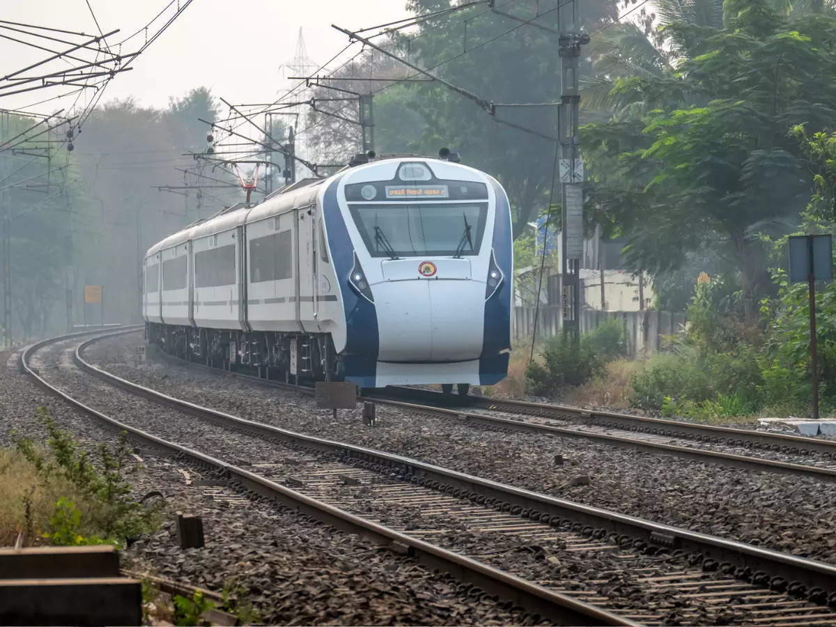 Vande Bharat Express Soon you can reach Goa from Mumbai in just